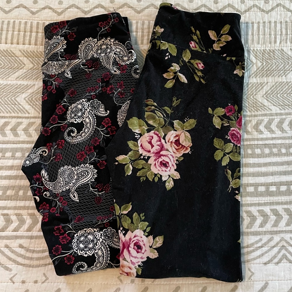 LuLaRoe | Woman’s set of two leggings | one size